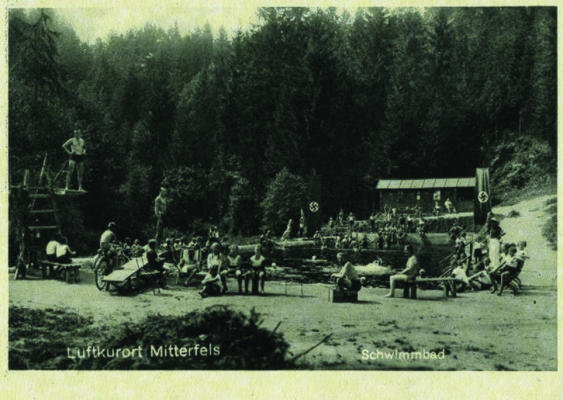 Datei:Waldschwimmbad 1936 Einweihung am 2 8 1936.jpg