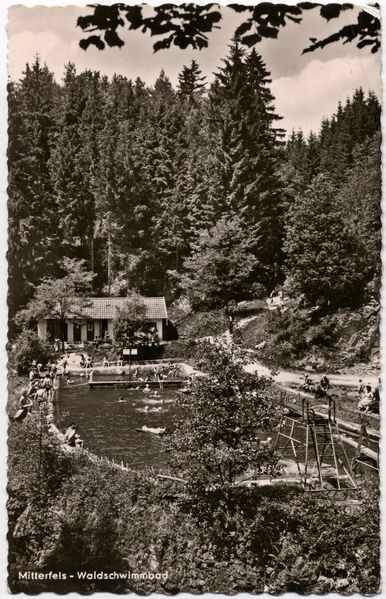 Datei:Verkehrs- und Verschönerungsverein 03 Waldschwimmbad um 1960.jpg